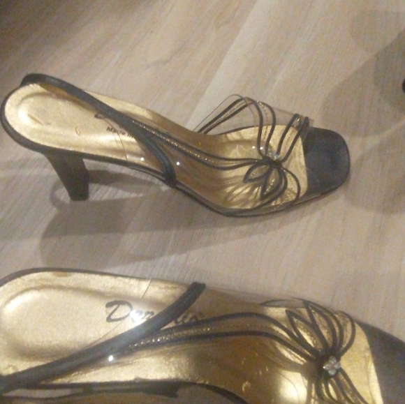 Never worn Desari candles  size 38, sandel,‎ 1.5 inheel - Picture 3 of 4